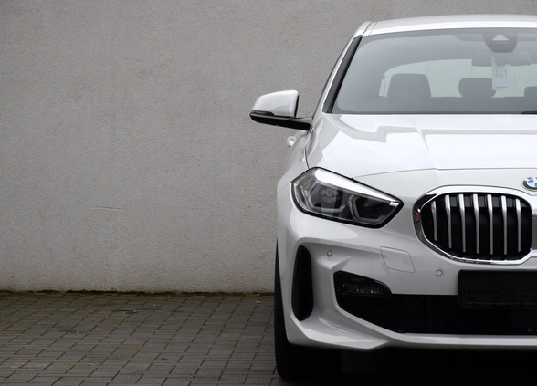 BMW Seria 1 cena 159500 przebieg: 4000, rok produkcji 2023 z Stąporków małe 379